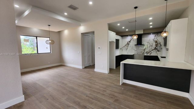 47 E Brig Cr, Port Charlotte, FL 33946