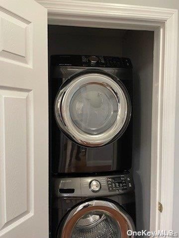 17 Myrtle Street 2nd Fl, Manhasset, NY 11030