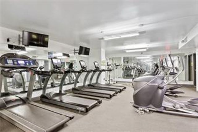 600 E Admiral Boulevard 207, Kansas City, MO 64106