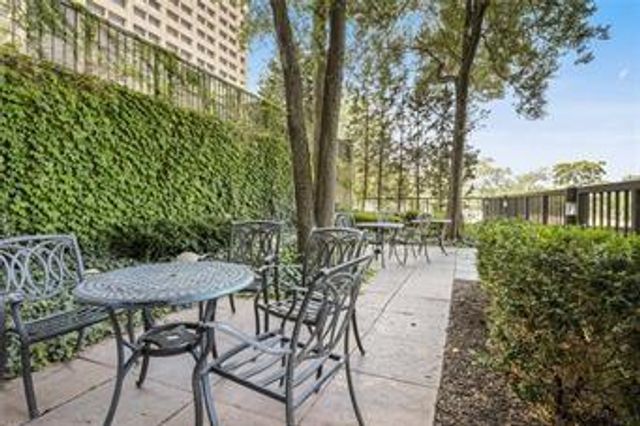 600 E Admiral Boulevard 207, Kansas City, MO 64106