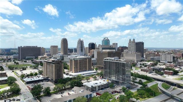 600 E Admiral Boulevard 207, Kansas City, MO 64106