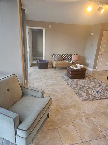 600 E Admiral Boulevard 207, Kansas City, MO 64106