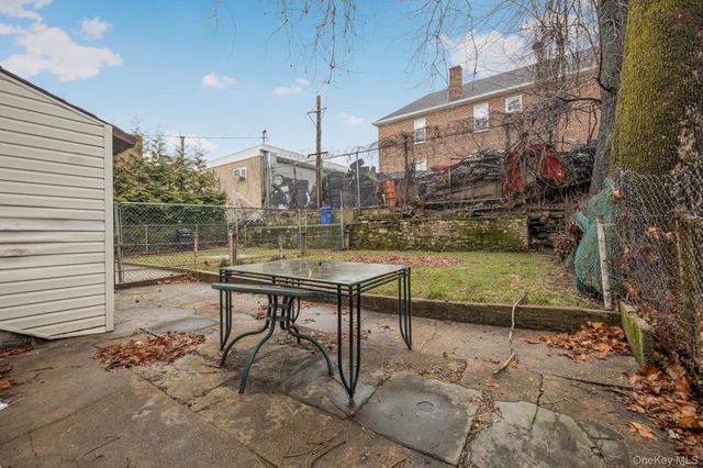 13 Beach Street, Mount Vernon, NY 10550