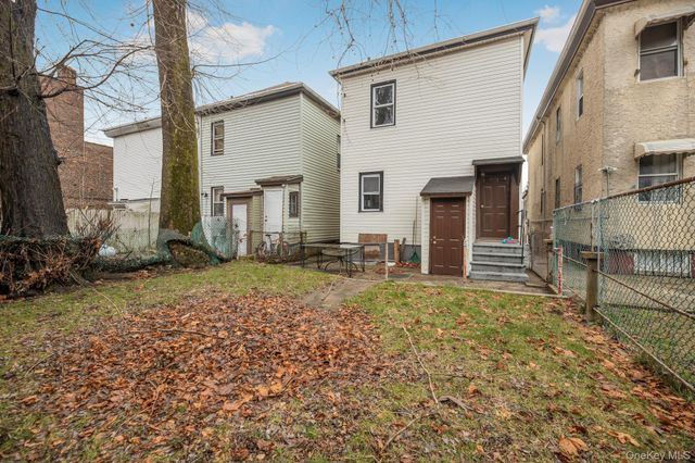 13 Beach Street, Mount Vernon, NY 10550