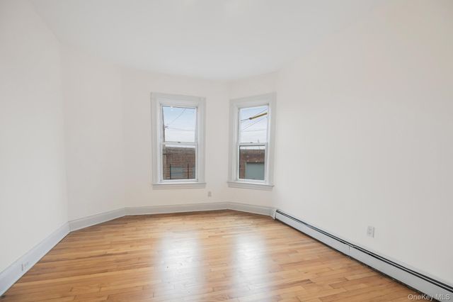 13 Beach Street, Mount Vernon, NY 10550