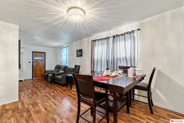 1724 S 8th Street, Omaha, NE 68108