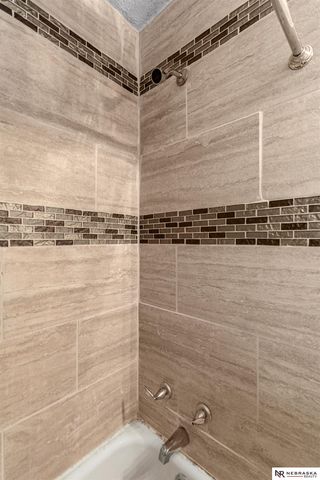 1724 S 8th Street, Omaha, NE 68108