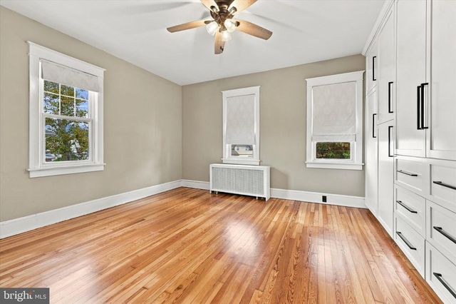 270 MONROE ST, Bristol, PA 19007