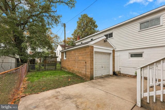 270 MONROE ST, Bristol, PA 19007