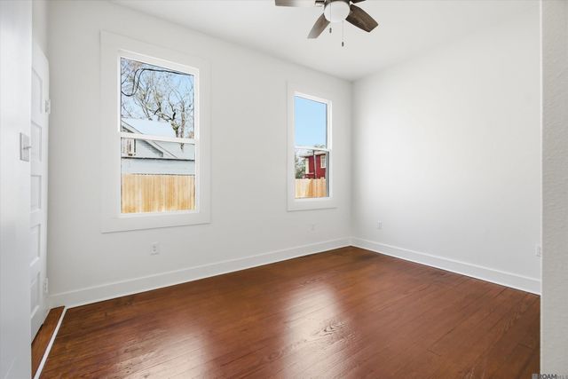 521 Camelia Ave, Baton Rouge, LA 70806