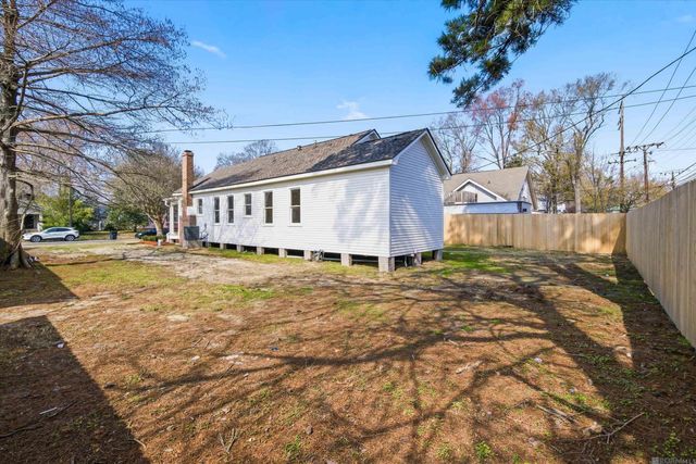 521 Camelia Ave, Baton Rouge, LA 70806