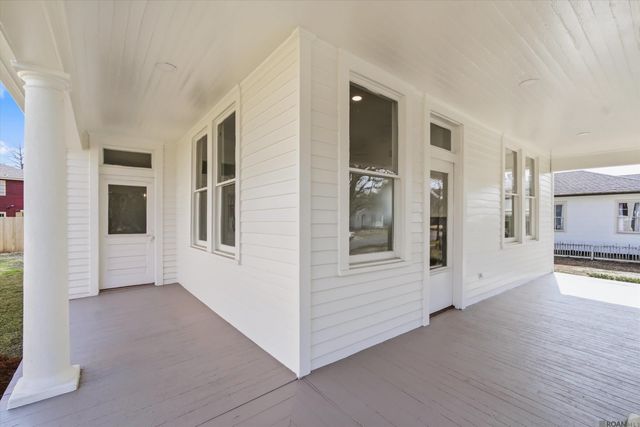 521 Camelia Ave, Baton Rouge, LA 70806