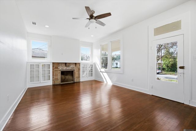 521 Camelia Ave, Baton Rouge, LA 70806