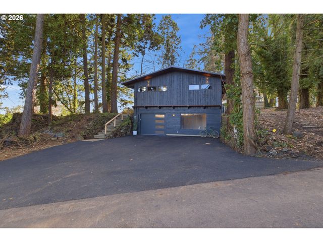 927 KINGWOOD Dr Nw, Salem, OR 97304