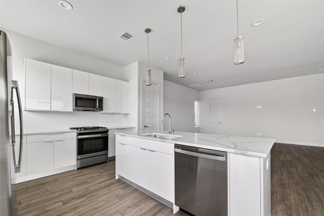 5703 Pampero Lane, Houston, TX 77092