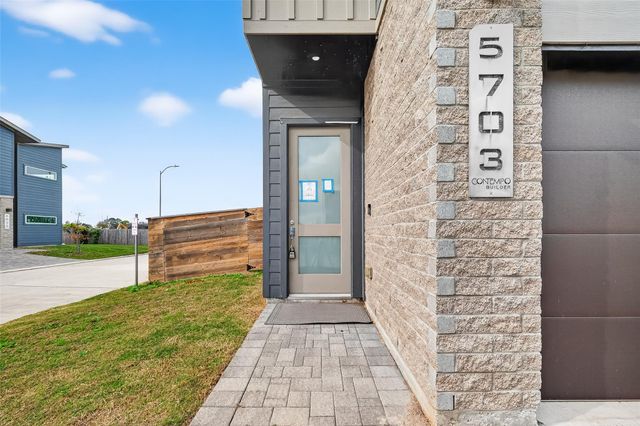 5703 Pampero Lane, Houston, TX 77092