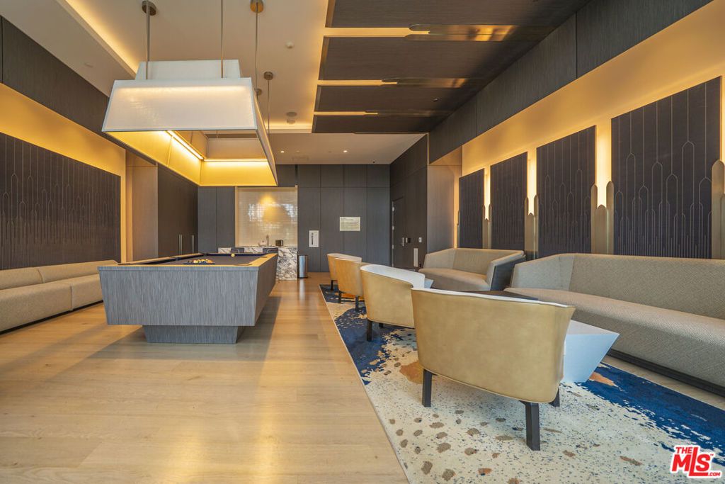 Image 30 of property listing at 889 Francisco Street 2610, Los Angeles, CA 90017