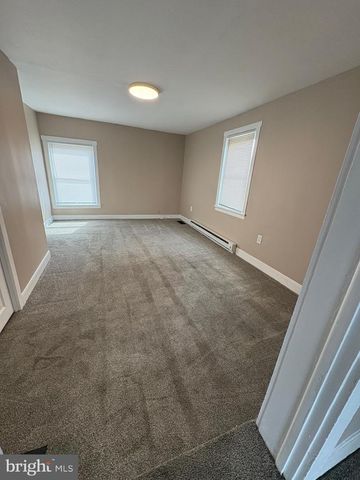 225 W LOCUST ST, Mechanicsburg, PA 17055