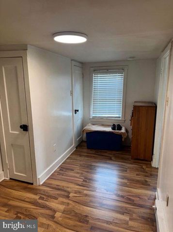 225 W LOCUST ST, Mechanicsburg, PA 17055