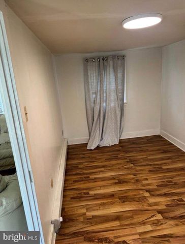 225 W LOCUST ST, Mechanicsburg, PA 17055