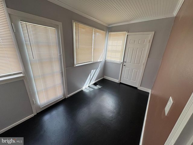 225 W LOCUST ST, Mechanicsburg, PA 17055