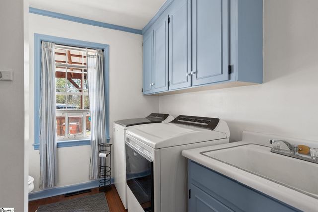 16 Herman Road, Laurens, SC 29360