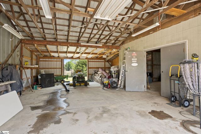 16 Herman Road, Laurens, SC 29360