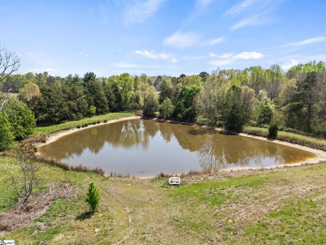 16 Herman Road, Laurens, SC 29360