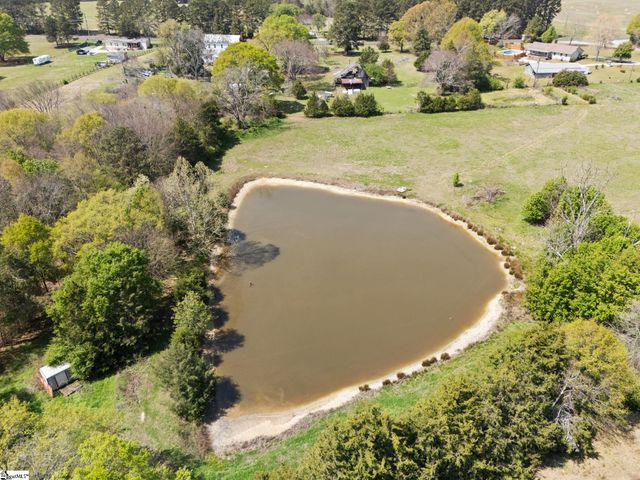 16 Herman Road, Laurens, SC 29360