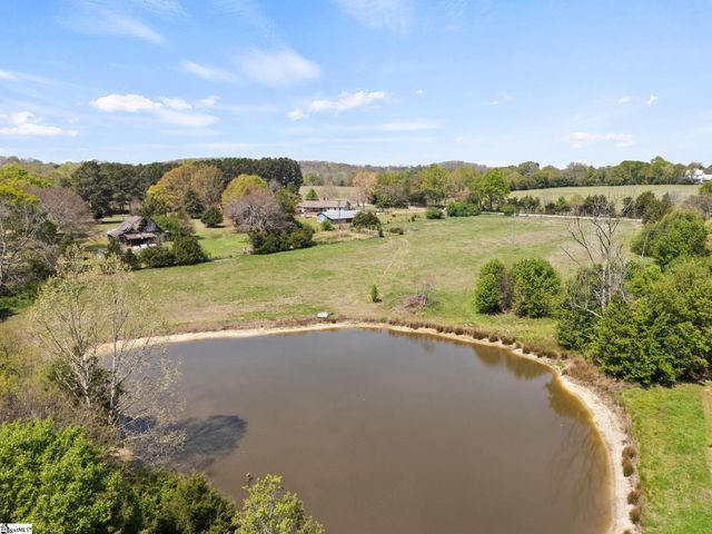 16 Herman Road, Laurens, SC 29360