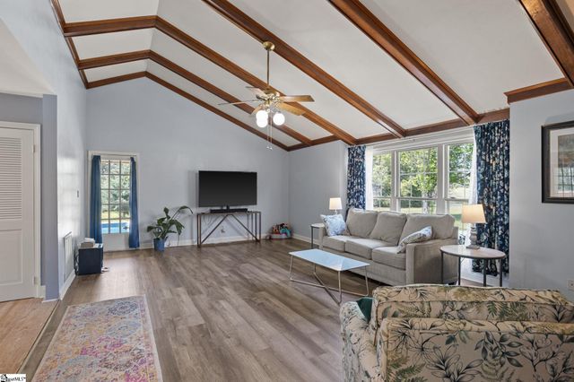 16 Herman Road, Laurens, SC 29360