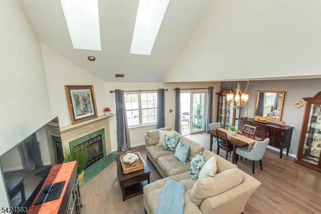 32 Birch Terrace, Mount Arlington Boro, NJ 07856