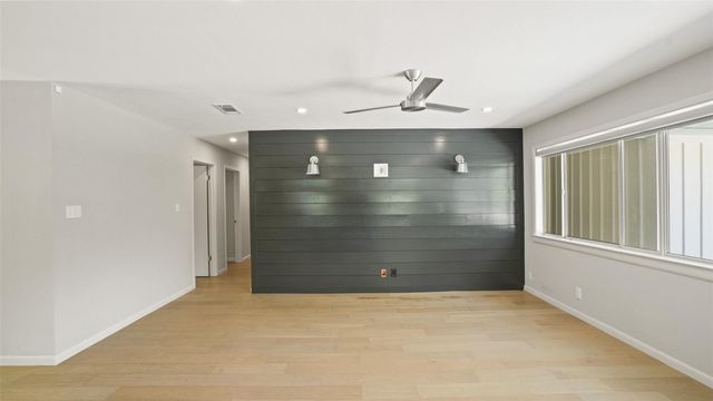 6404 Shoal Creek BLVD, Austin, TX 78757