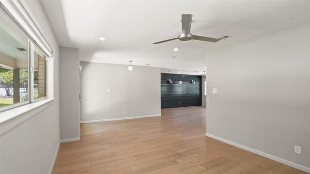 6404 Shoal Creek BLVD, Austin, TX 78757