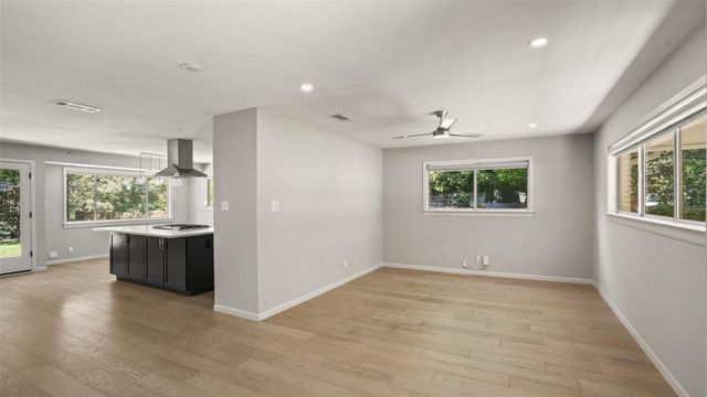 6404 Shoal Creek BLVD, Austin, TX 78757