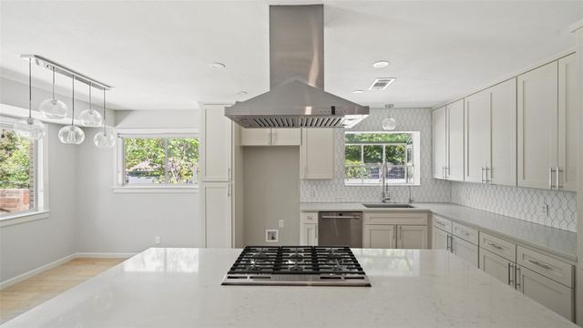 6404 Shoal Creek BLVD, Austin, TX 78757