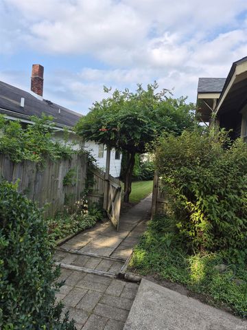 744 S 36Th Street, South Bend, IN 46615