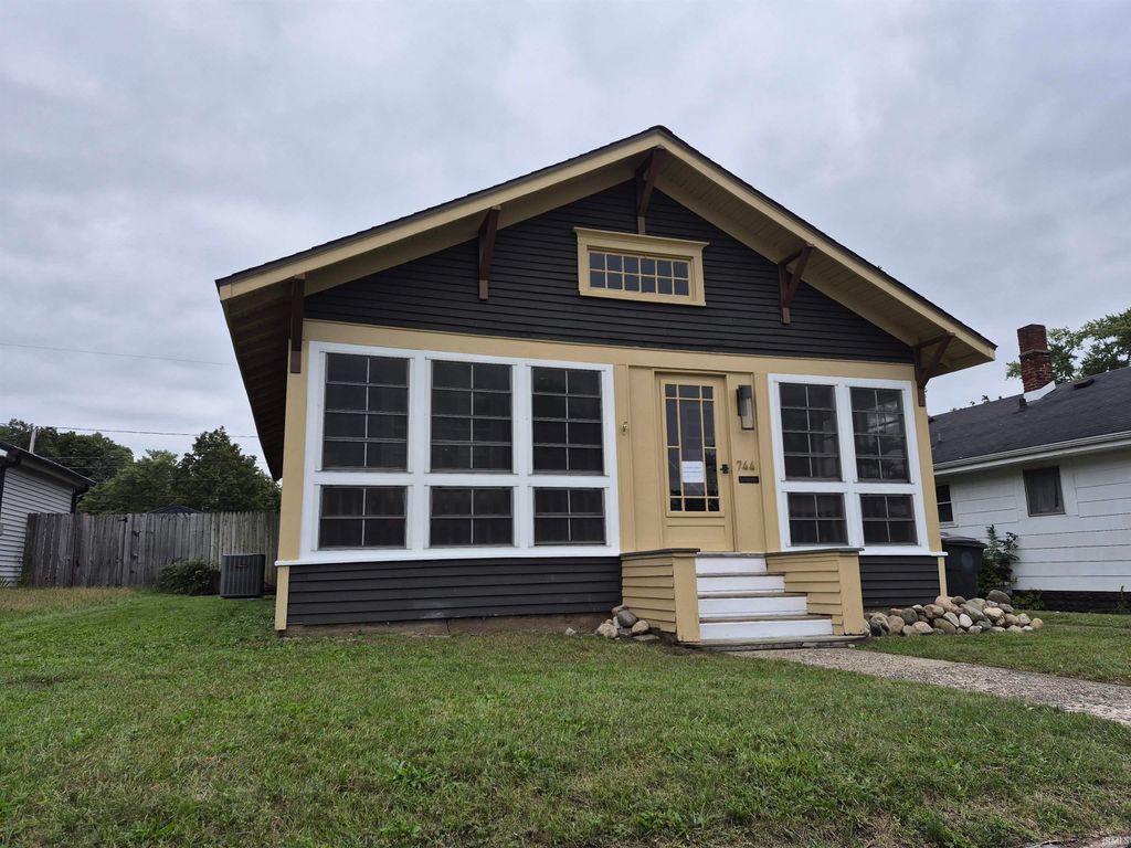 744 S 36Th Street, South Bend, IN 46615