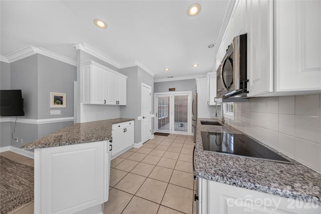 9363 Bonnie Briar Circle, Charlotte, NC 28277