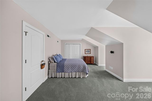9363 Bonnie Briar Circle, Charlotte, NC 28277