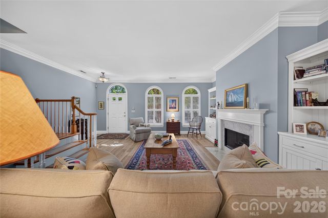 9363 Bonnie Briar Circle, Charlotte, NC 28277