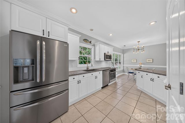 9363 Bonnie Briar Circle, Charlotte, NC 28277