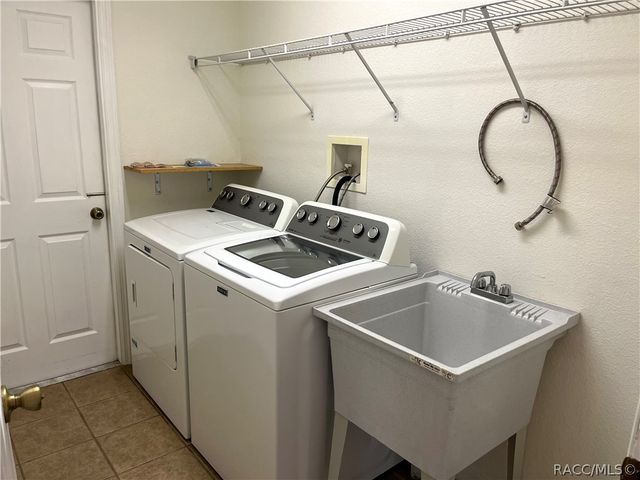 10288 N Spaulding Drive, Citrus Springs, FL 34433