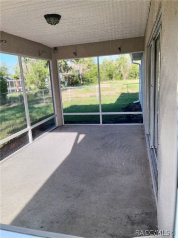 10288 N Spaulding Drive, Citrus Springs, FL 34433