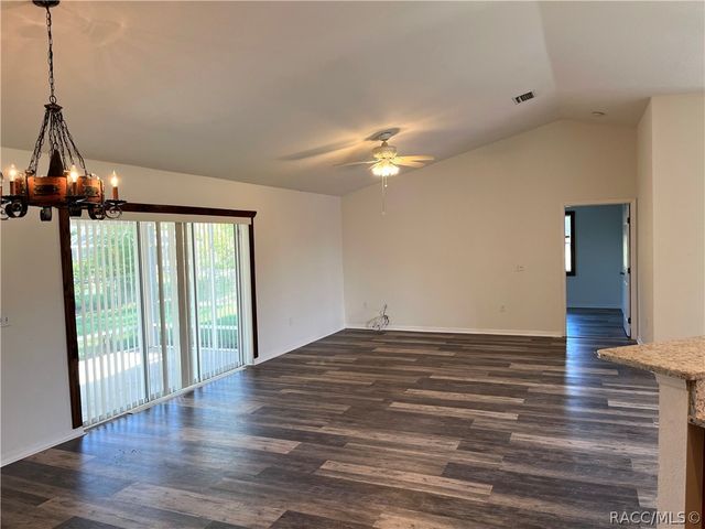10288 N Spaulding Drive, Citrus Springs, FL 34433