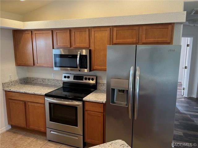 10288 N Spaulding Drive, Citrus Springs, FL 34433