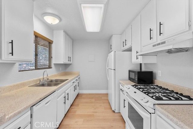 323 Canyon Crest, Lake Arrowhead, CA 92352