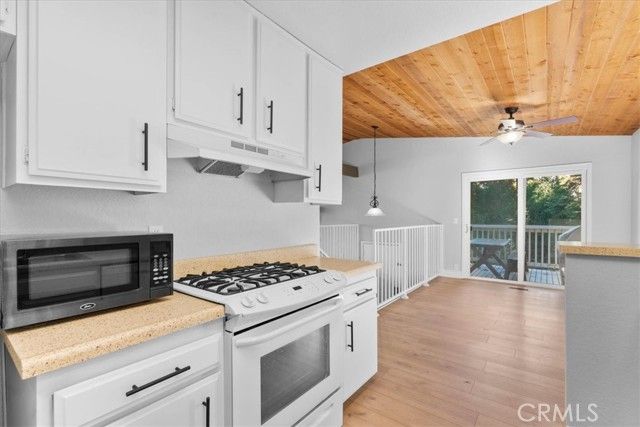 323 Canyon Crest, Lake Arrowhead, CA 92352