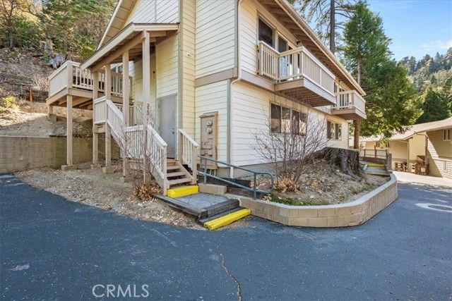 323 Canyon Crest, Lake Arrowhead, CA 92352