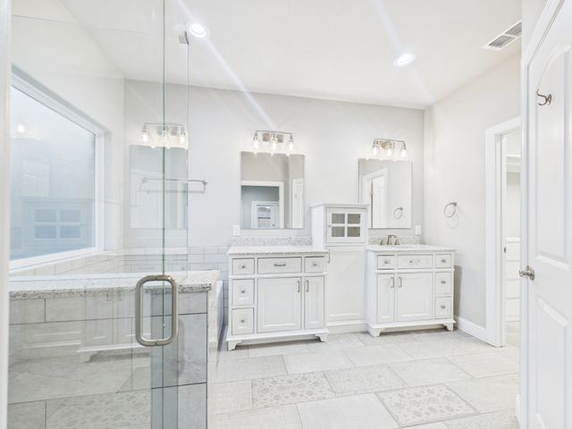 921 Mill Pond Drive, Midlothian, TX 76065